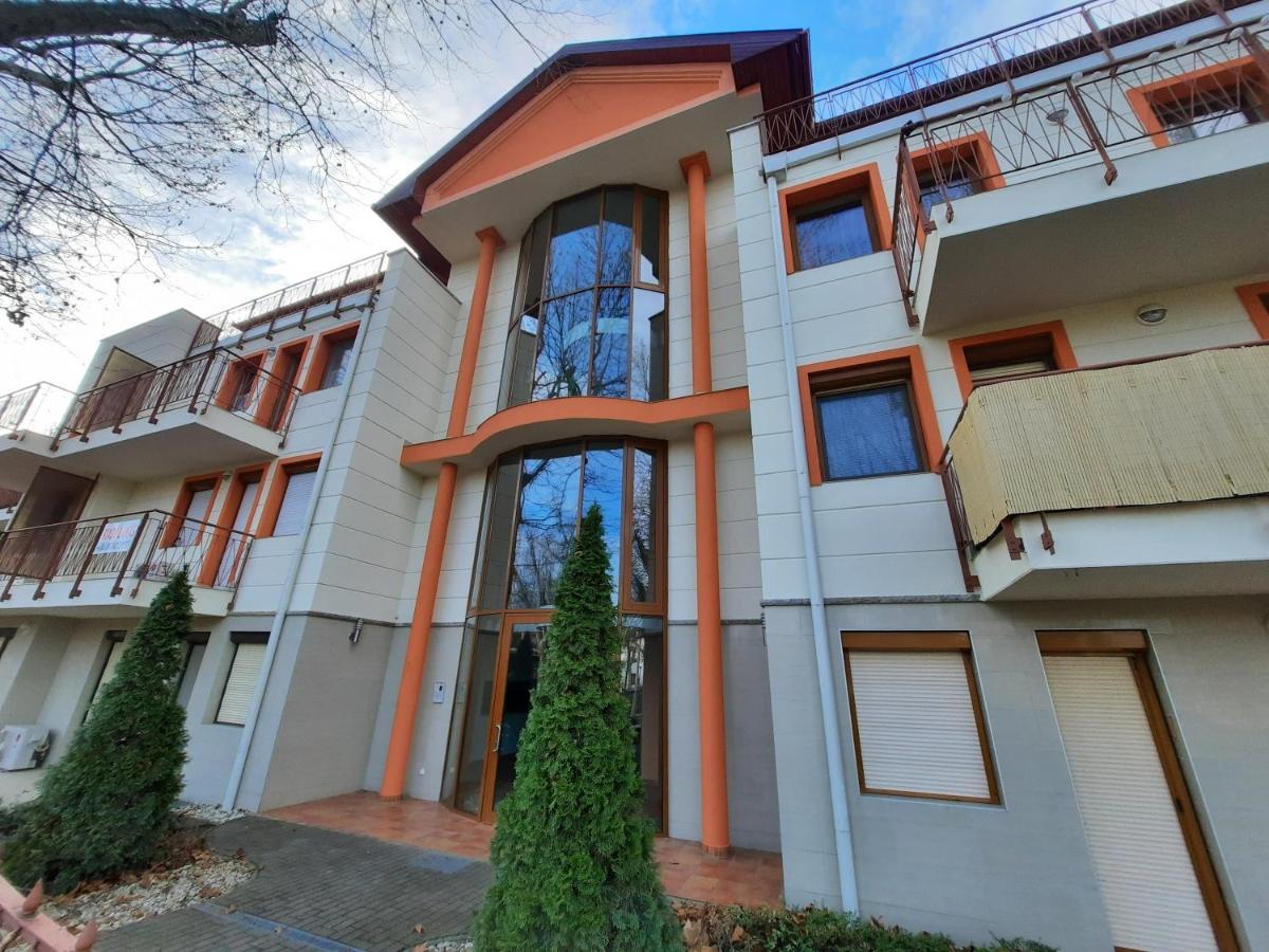 Sunny Apartman Siófok Eksteriør billede